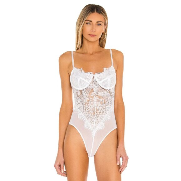 Bardot Britney Bodysuit Orchid White Lace Top - Picture 2 of 5